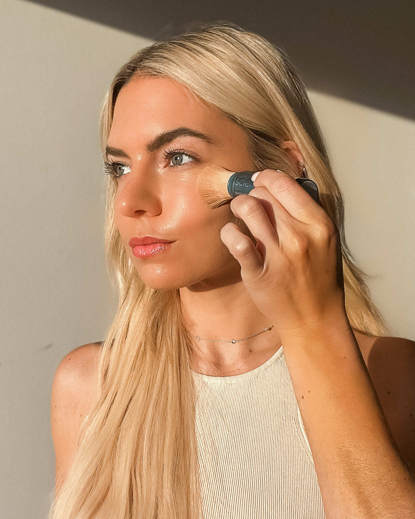 brush-on sunscreen mineral powder