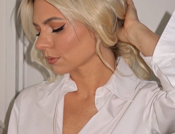 how to do winged liner