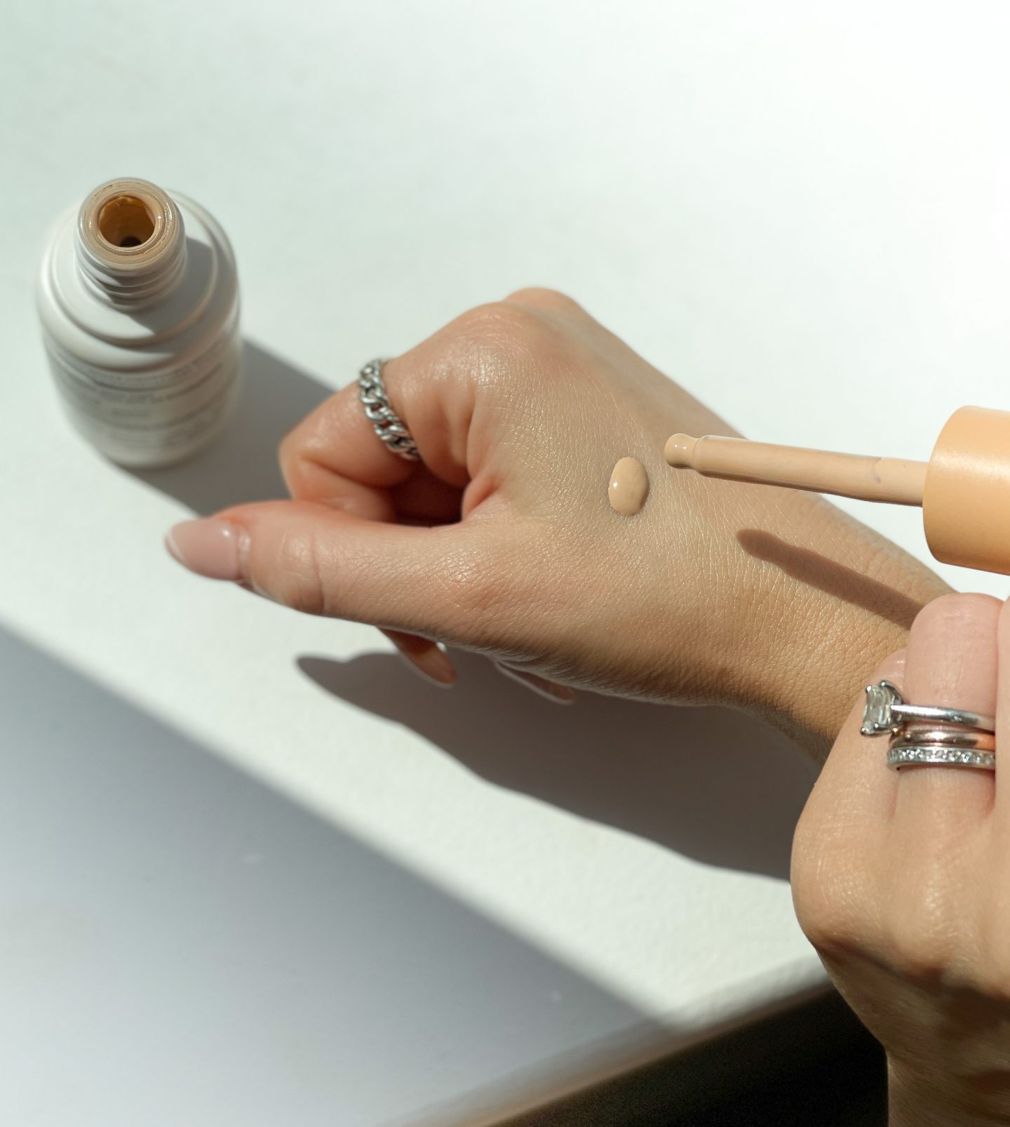ilia skin tint swatch