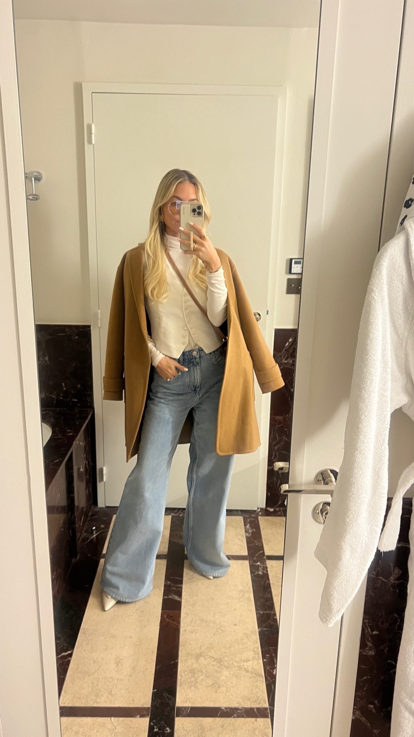 How To Style Wide Leg Jeans