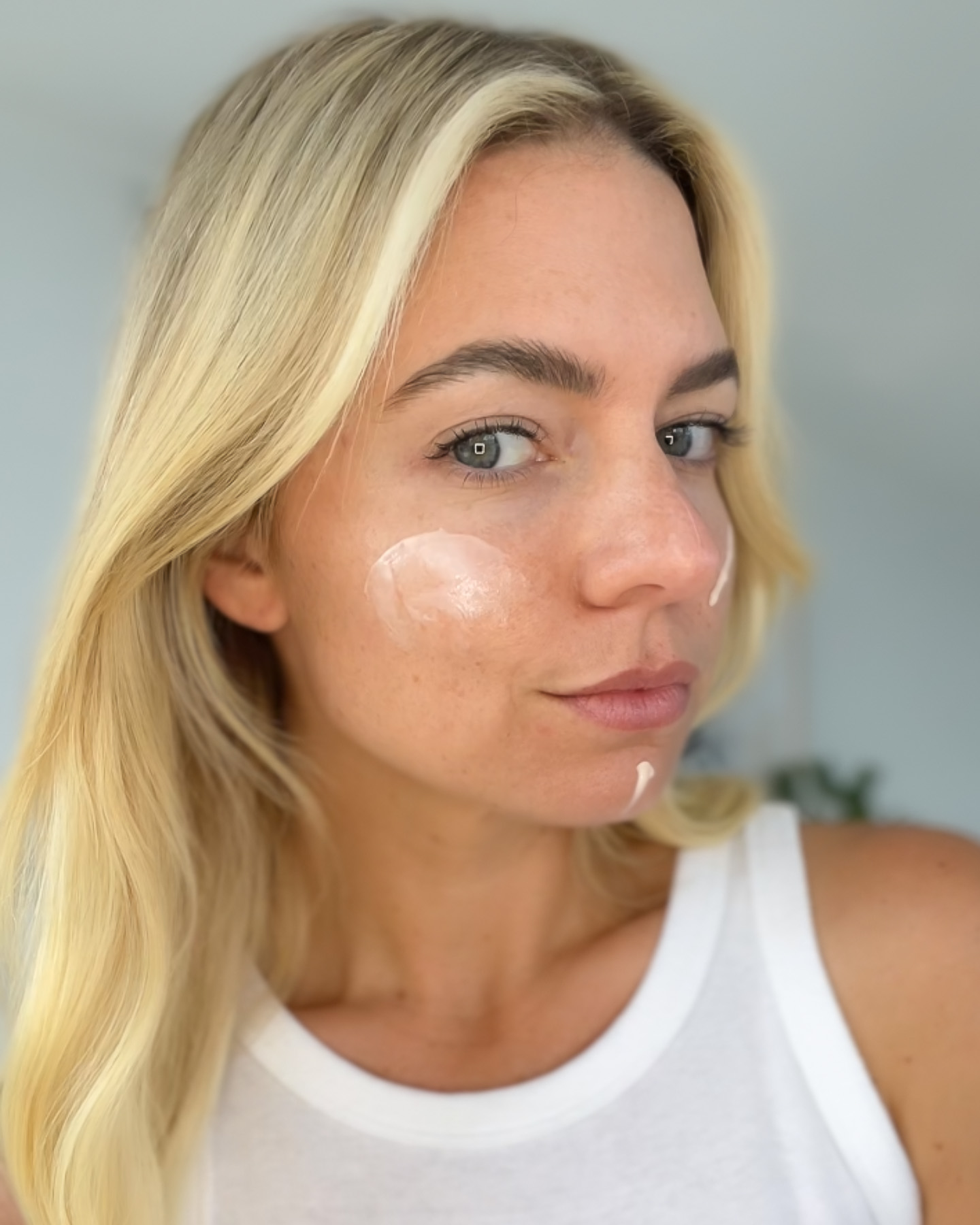 ysl Nu Glow in Balm Moisturizing Face Priming Moisturizer