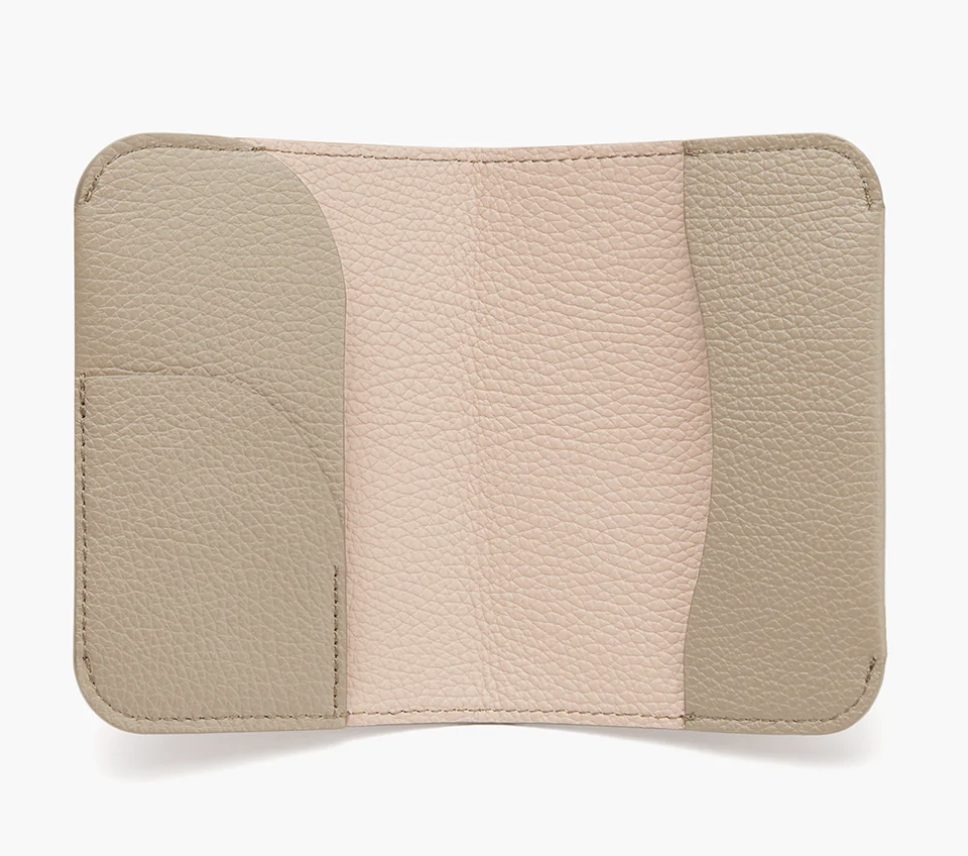 Cuyana Leather Passport Case