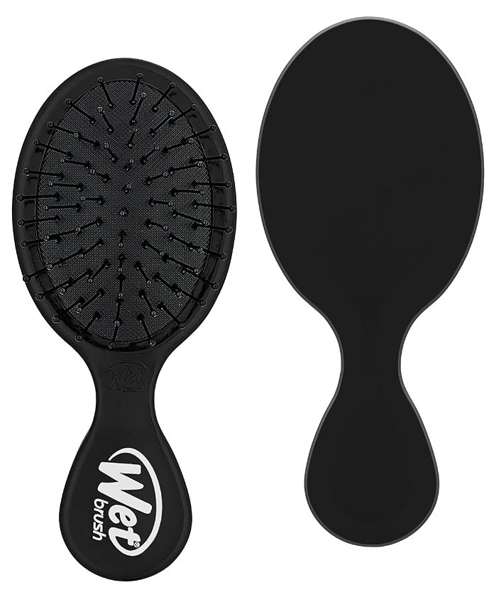 Wet Brush Detangler | travel essentials for women