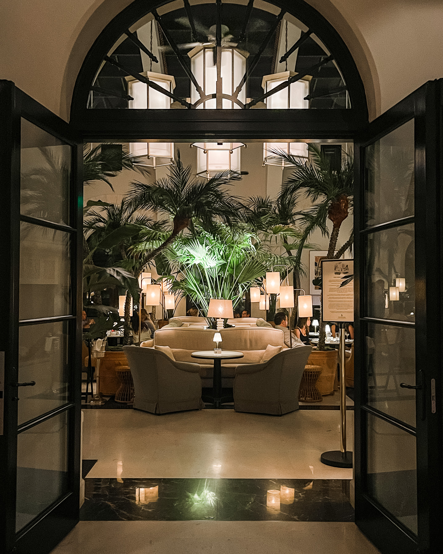 lido champagne bar four seasons