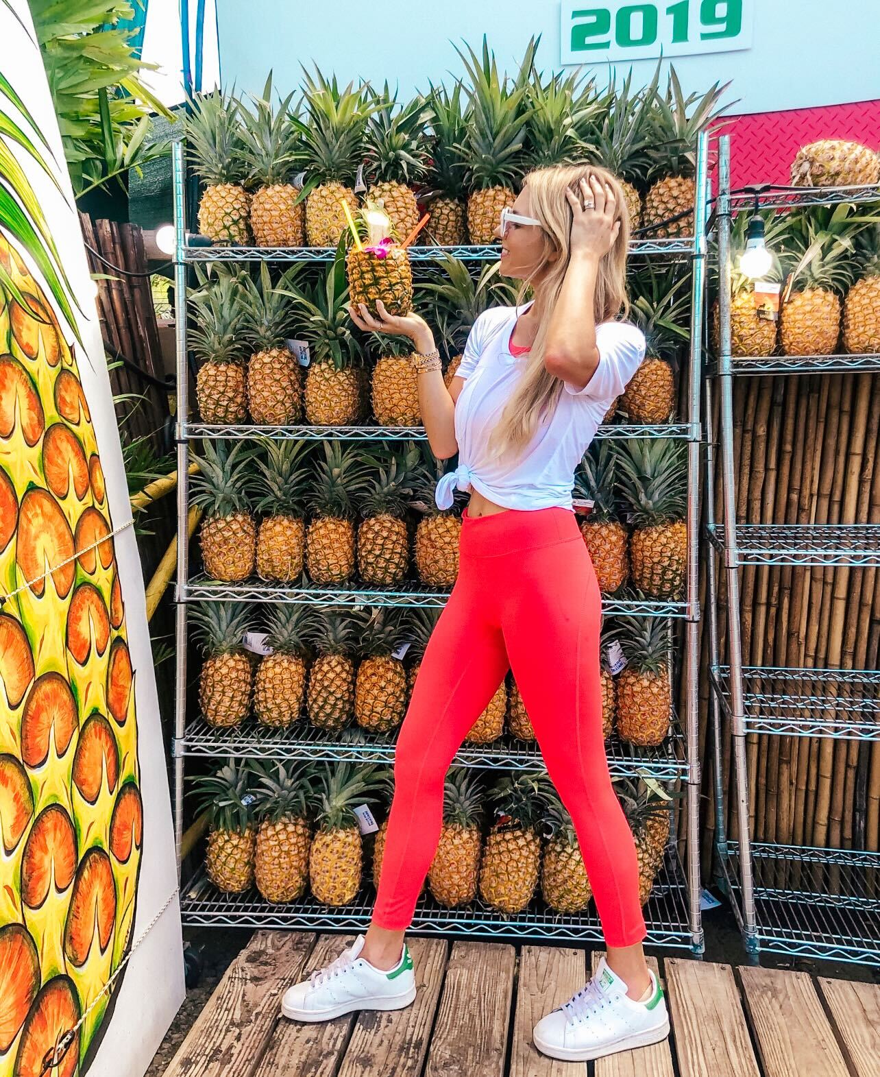 what to wear in hawaii - Bright Athleisure
