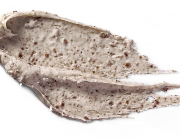 physical exfoliant scrub